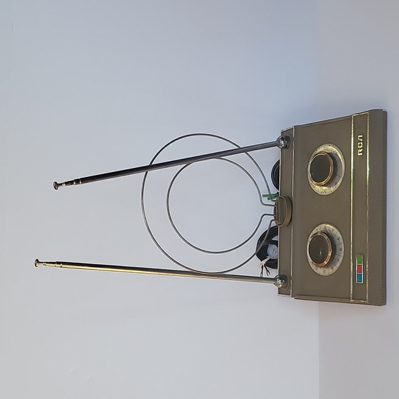 RCA Rabbit Ear TV Antenna Vintage Rotating Receiver - Picture 8 of 9